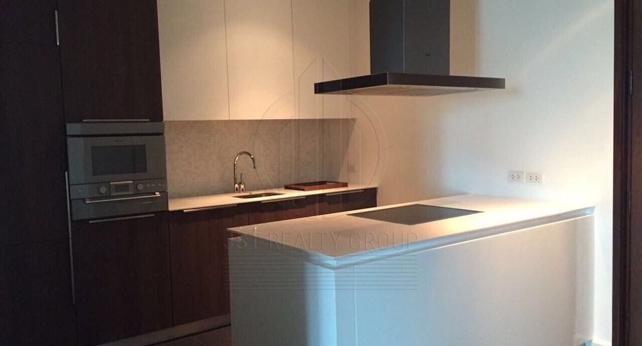 Wohnung zur Miete mit 2 Zimmer in Pathum Wan, Bangkok