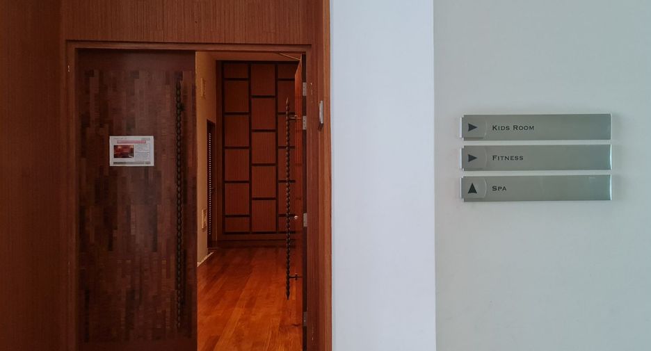 Wohnung zur Miete mit 3 Zimmer in Khlong Toei, Bangkok