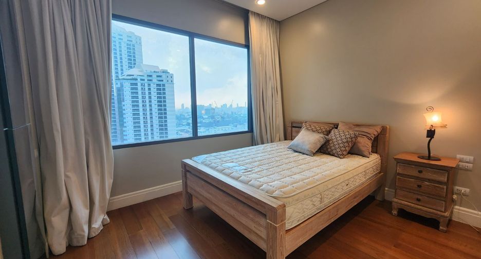 Wohnung zur Miete mit 3 Zimmer in Khlong Toei, Bangkok