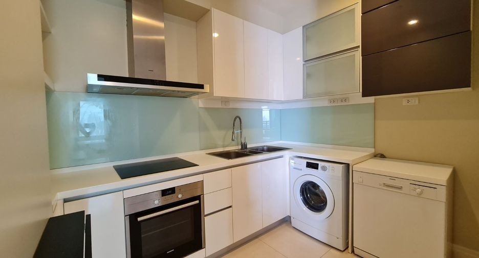 Wohnung zur Miete mit 3 Zimmer in Khlong Toei, Bangkok