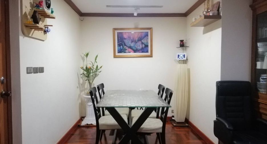 For sale 2 bedrooms condo in Khlong Toei, Bangkok