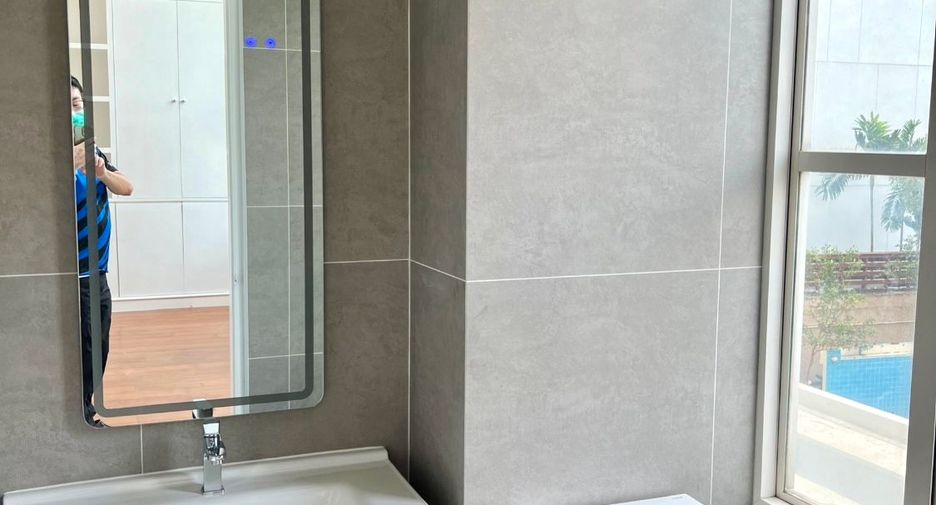 Reihenhaus zum Kauf mit 4 Zimmer in Watthana, Bangkok
