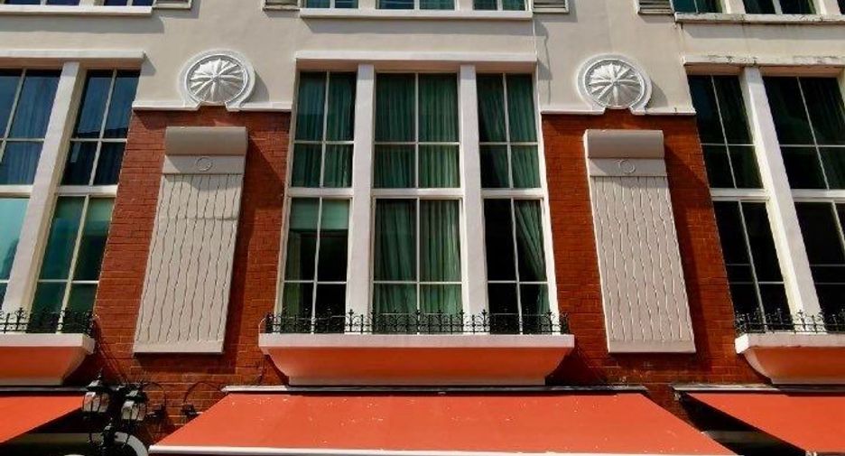 Reihenhaus zum Kauf mit 4 Zimmer in Watthana, Bangkok