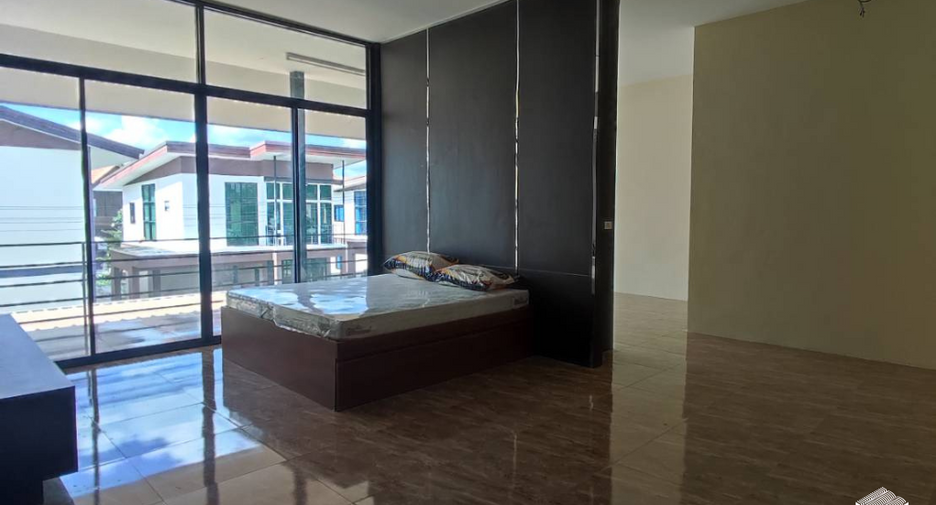 For rent 6 bed villa in Hang Dong, Chiang Mai