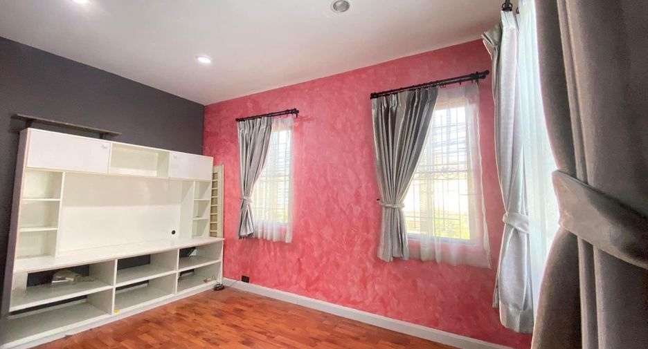 Reihenhaus zum Kauf mit 3 Zimmer in Thanyaburi, Pathum Thani