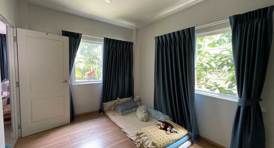 For sale 3 bedrooms house in Sai Mai, Bangkok