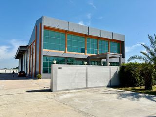 For sale retail Space in Bang Sao Thong, Samut Prakan
