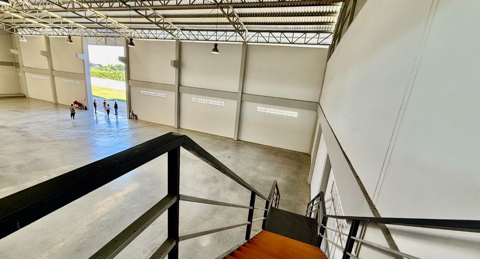 For sale retail Space in Bang Sao Thong, Samut Prakan