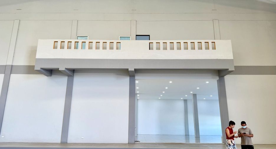 For sale retail Space in Bang Sao Thong, Samut Prakan