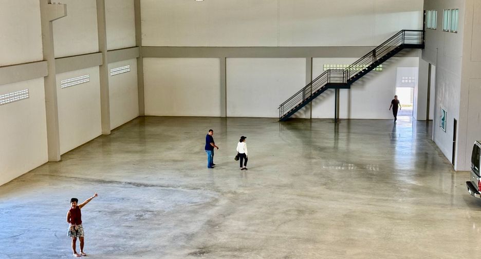 For sale retail Space in Bang Sao Thong, Samut Prakan