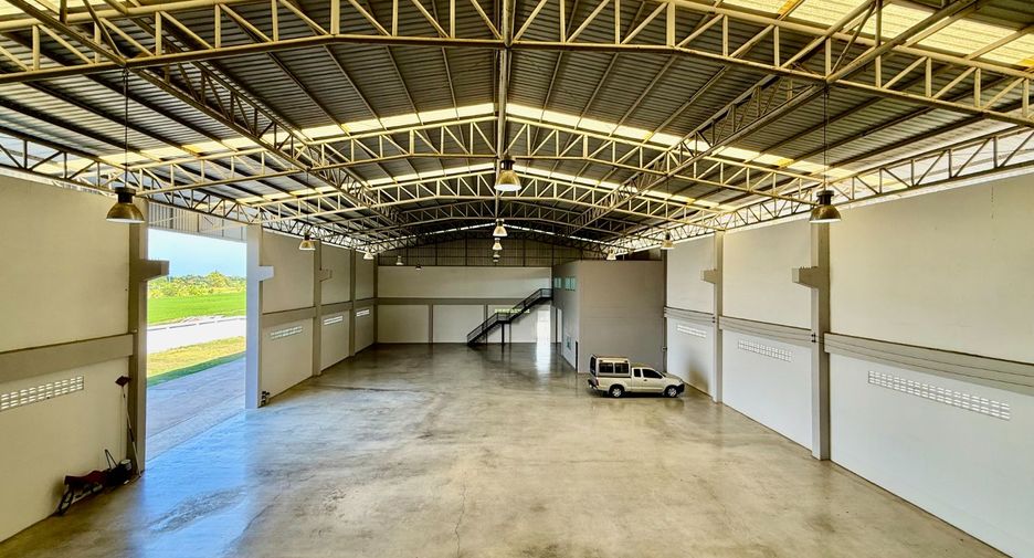 For sale retail Space in Bang Sao Thong, Samut Prakan
