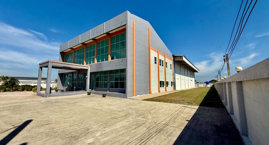 For sale retail Space in Bang Sao Thong, Samut Prakan