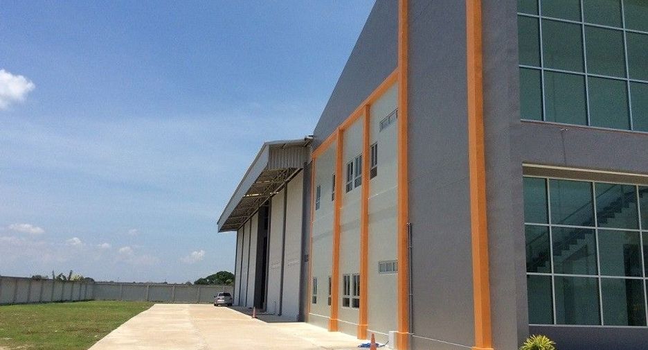 For sale retail Space in Bang Sao Thong, Samut Prakan
