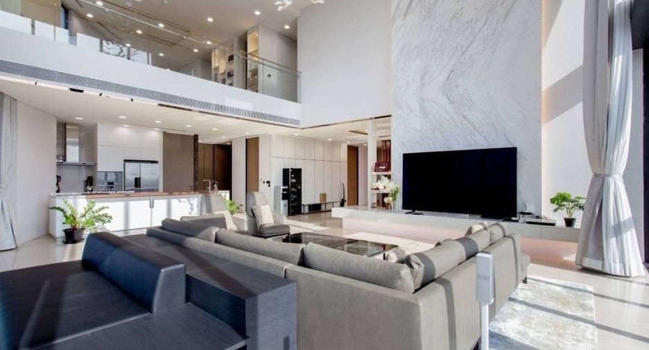 For rent and for sale 4 bed condo in Khlong San, Bangkok