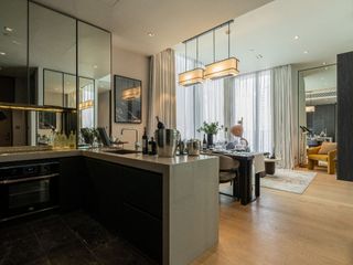 For rent 2 ベッドルーム condo in Pathum Wan, Bangkok