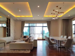 Condo en alquiler de 4 habitaciones en Sathon, Bangkok