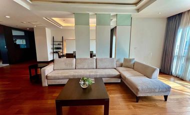 For rent 4 bedrooms condo in Pathum Wan, Bangkok