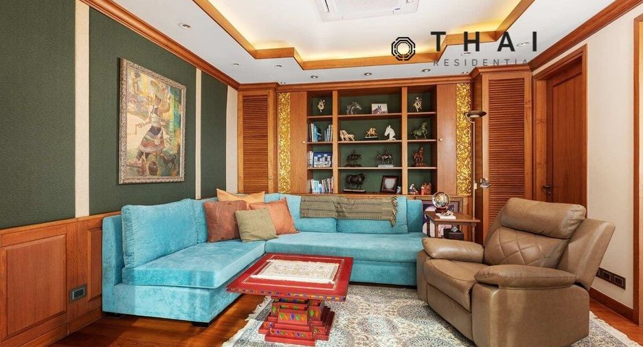 For sale 4 bedrooms villa in Mueang Phuket, Phuket