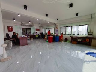 For sale 8 ベッドルーム warehouse in Mueang Samut Sakhon, Samut Sakhon