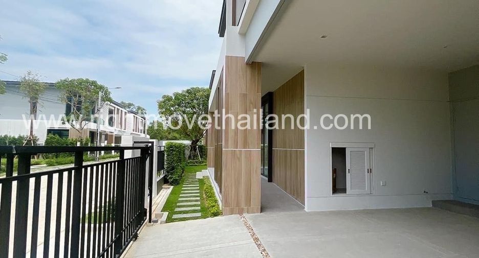 For sale 4 bed house in Don Mueang, Bangkok