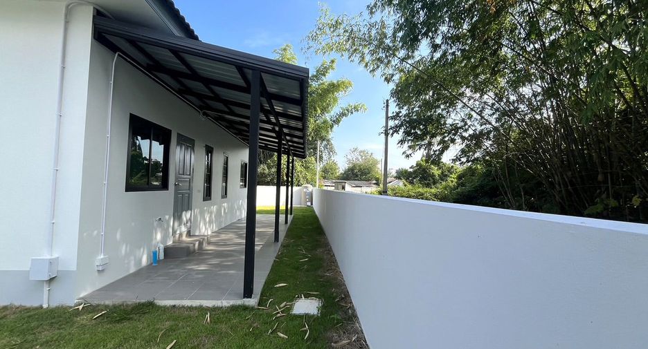 For sale 3 ベッドルーム house in Mueang Lamphun, Lamphun