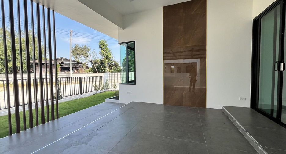 For sale 3 ベッドルーム house in Mueang Lamphun, Lamphun