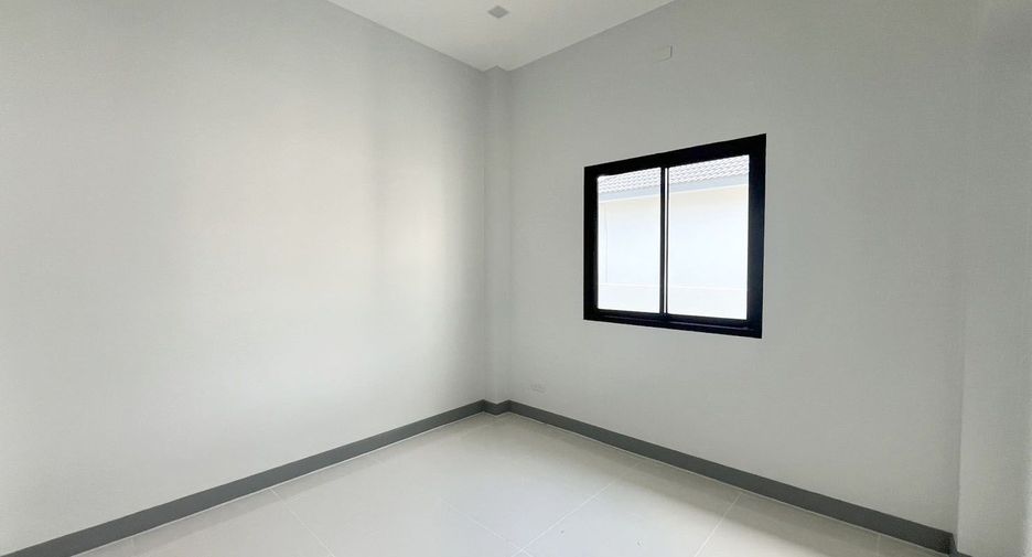 For sale 3 ベッドルーム house in Mueang Lamphun, Lamphun