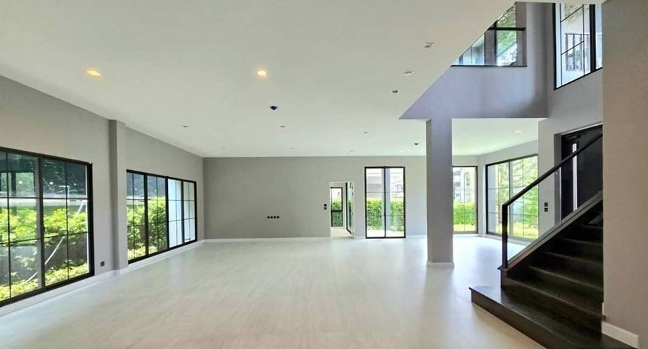 For sale 4 bedrooms house in Bang Phli, Samut Prakan