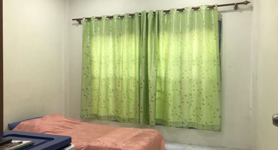 For sale 3 bedrooms house in Si Maha Phot, Prachin Buri