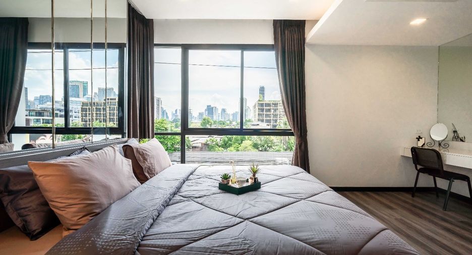 For rent 1 bed apartment in Khlong Toei, Bangkok