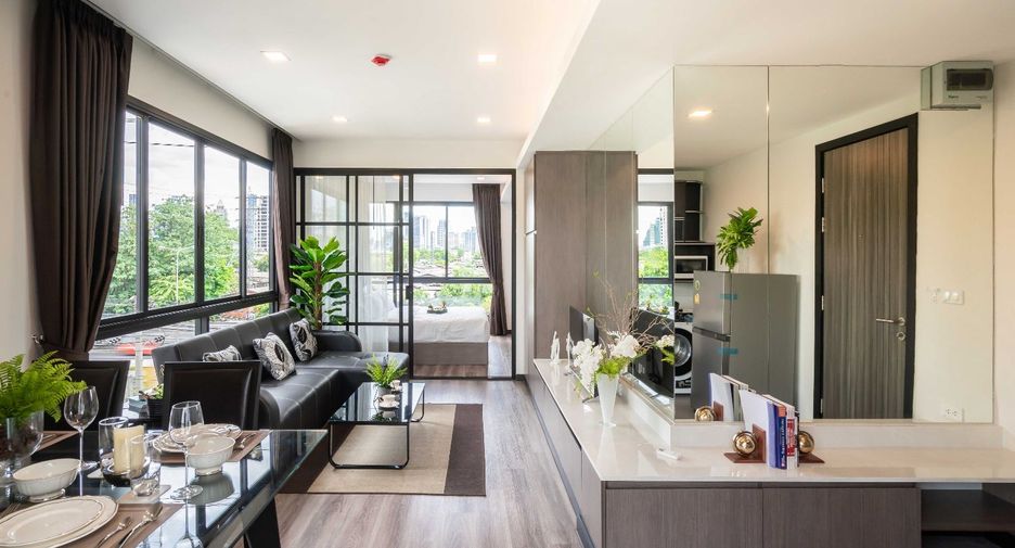 For rent 1 bed apartment in Khlong Toei, Bangkok