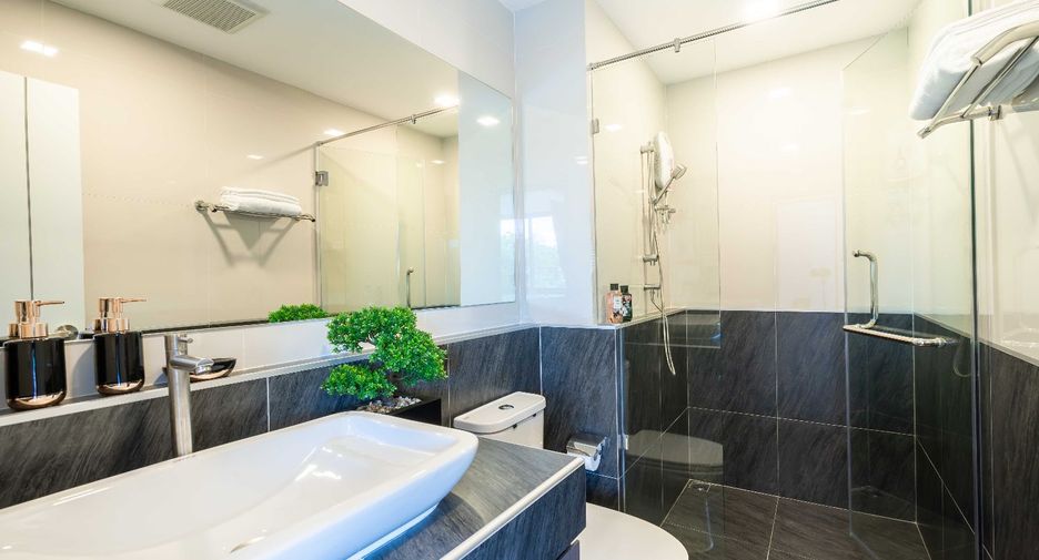 For rent 1 bed apartment in Khlong Toei, Bangkok