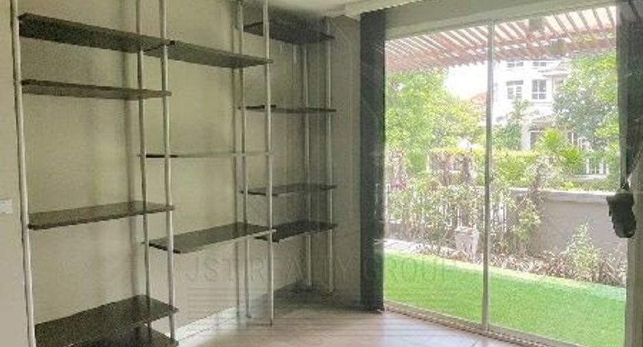 Haus zum Kauf mit 4 Zimmer in Prawet, Bangkok