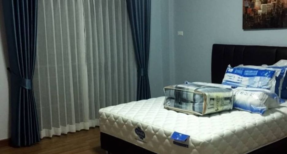 For sale 3 ベッドルーム retail Space in Si Racha, Chonburi