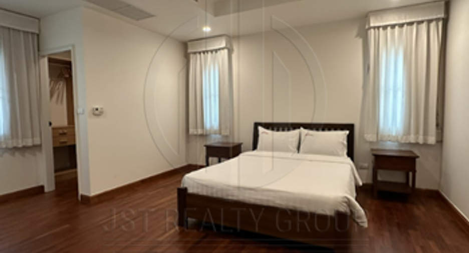 For rent 4 bedrooms house in Pak Kret, Nonthaburi