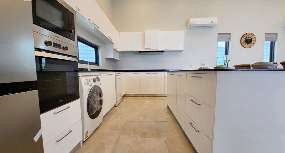 For sale 3 bedrooms villa in Hua Hin, Prachuap Khiri Khan