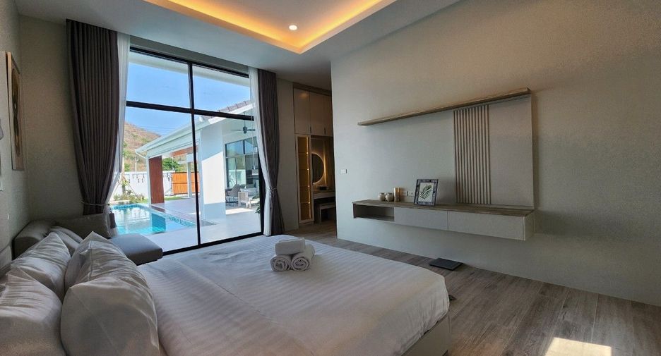 For sale 3 bedrooms villa in Hua Hin, Prachuap Khiri Khan