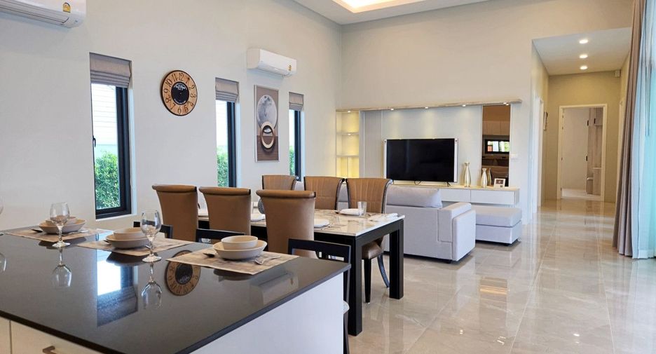 For sale 3 bedrooms villa in Hua Hin, Prachuap Khiri Khan