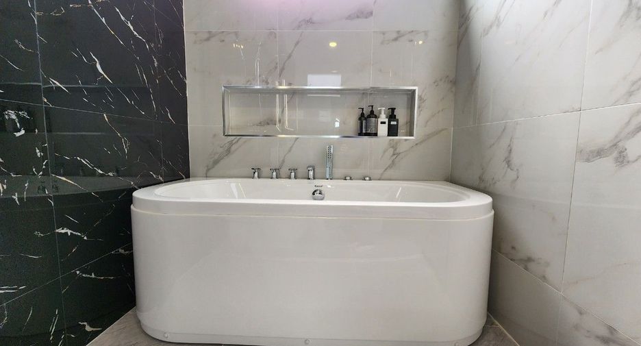 For sale 3 bedrooms villa in Hua Hin, Prachuap Khiri Khan