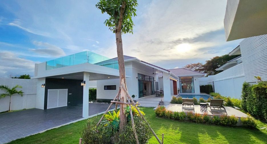 For sale 3 bedrooms villa in Hua Hin, Prachuap Khiri Khan