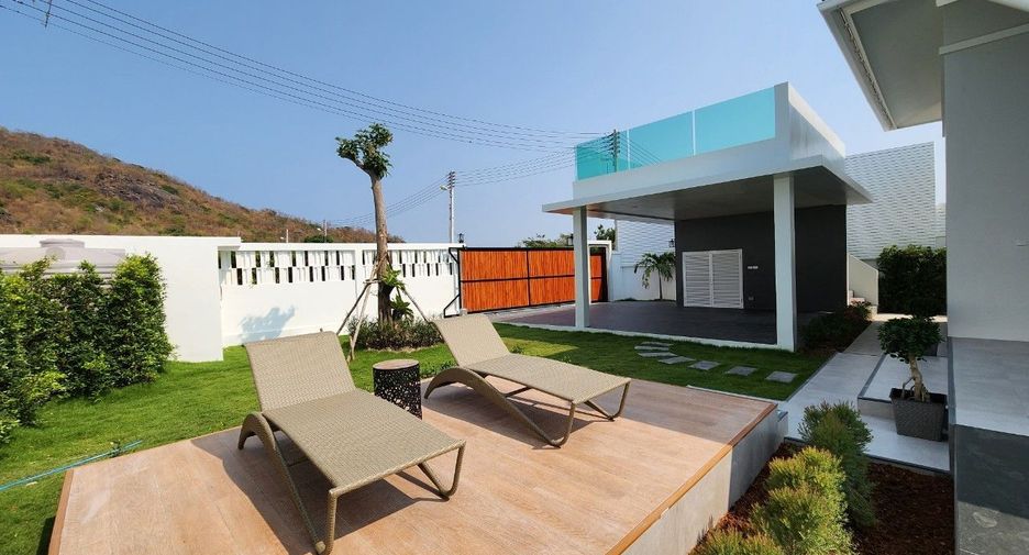 For sale 3 bedrooms villa in Hua Hin, Prachuap Khiri Khan