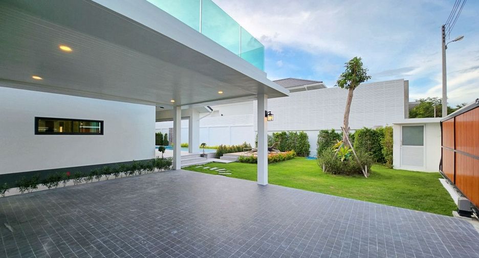 For sale 3 bedrooms villa in Hua Hin, Prachuap Khiri Khan