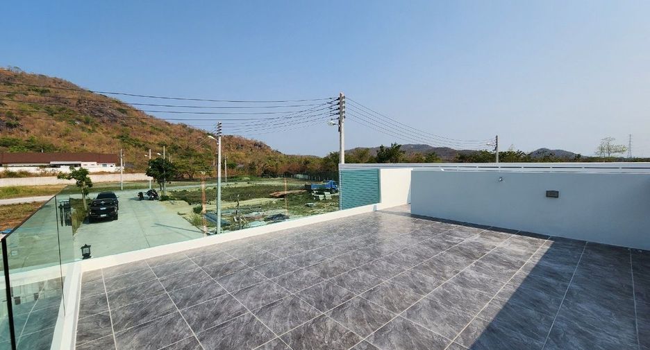 For sale 3 bedrooms villa in Hua Hin, Prachuap Khiri Khan