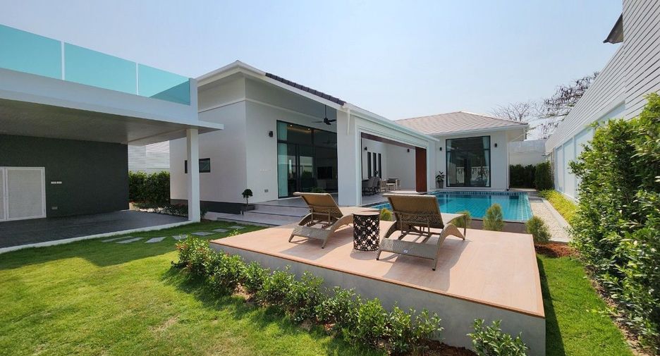 For sale 3 bedrooms villa in Hua Hin, Prachuap Khiri Khan