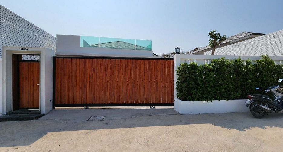 For sale 3 bedrooms villa in Hua Hin, Prachuap Khiri Khan