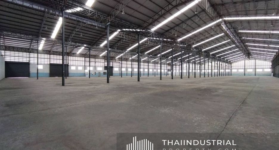 For rent warehouse in Ban Bueng, Chonburi