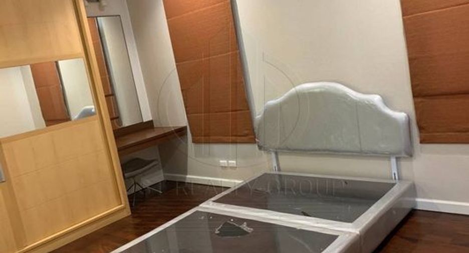 For rent 3 bedrooms house in Suan Luang, Bangkok