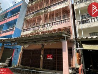 For sale 3 bed retail Space in Thawi Watthana, Bangkok