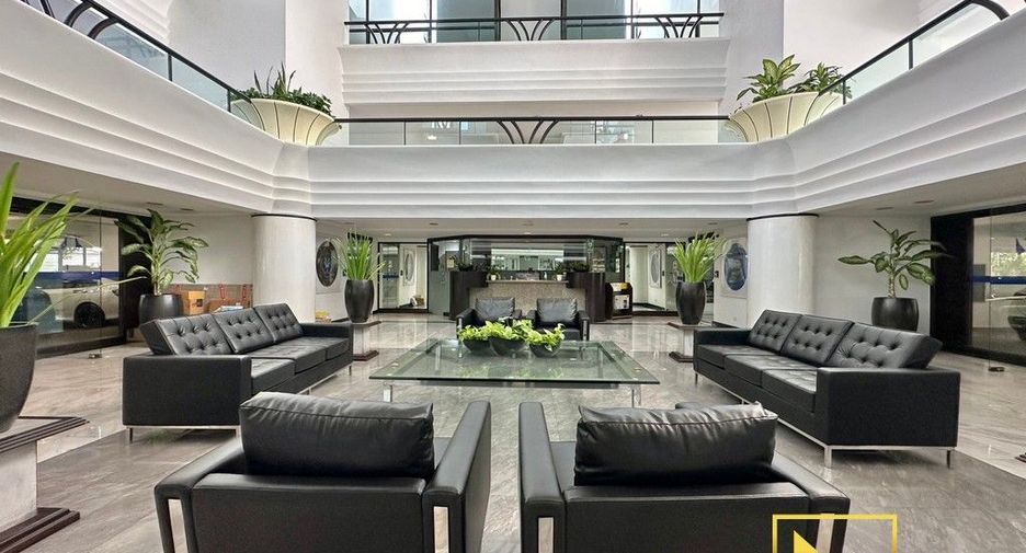For rent 2 bedrooms condo in Watthana, Bangkok