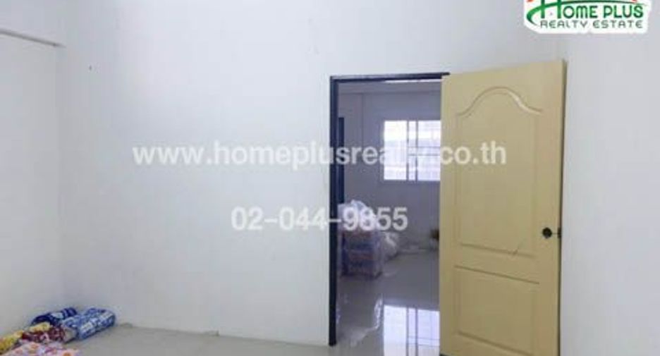 For sale 3 bedrooms retail Space in U Thong, Suphan Buri